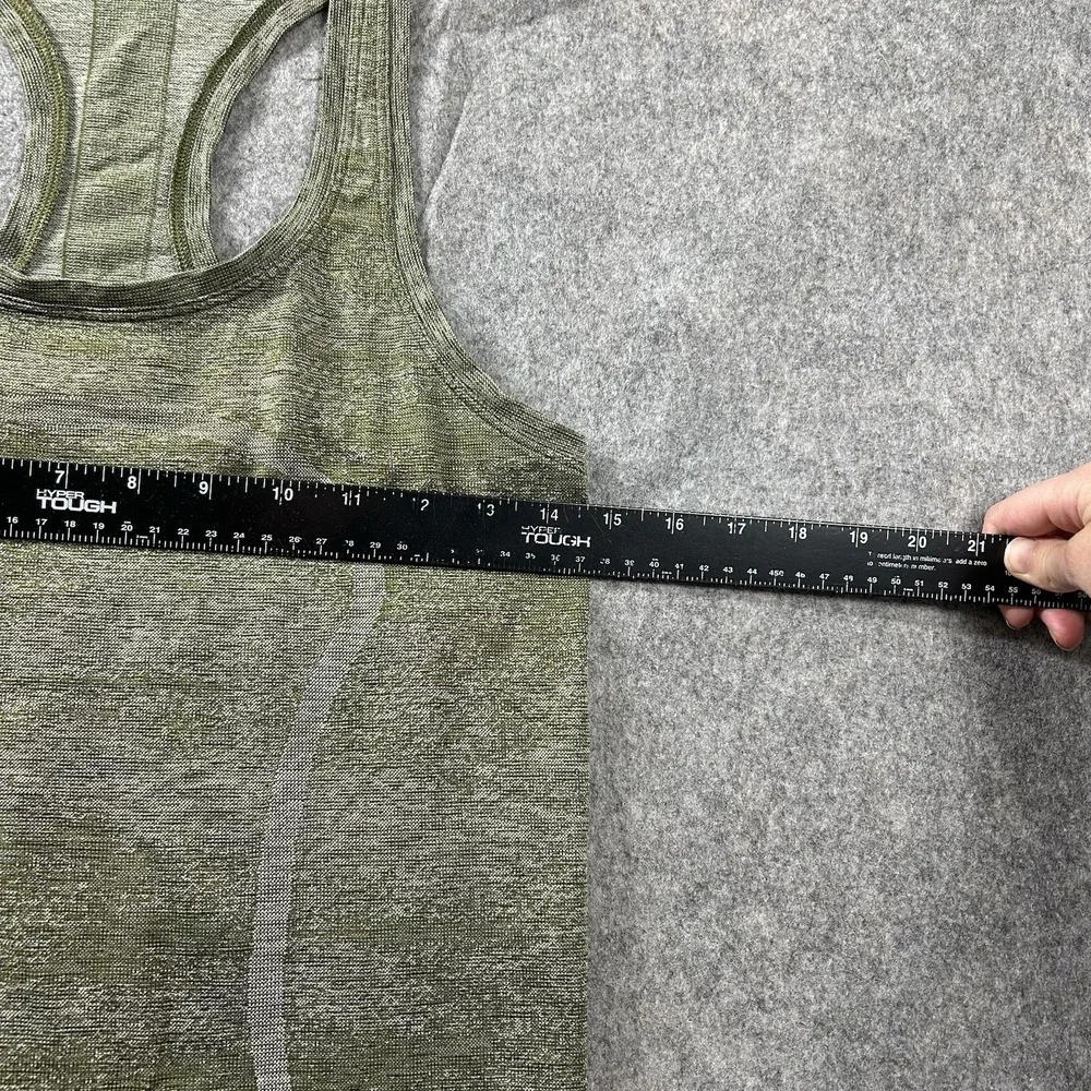 Lululemon Swiftly Tech Tank Top Women's 6 Racerback Tank 2.0 Field green